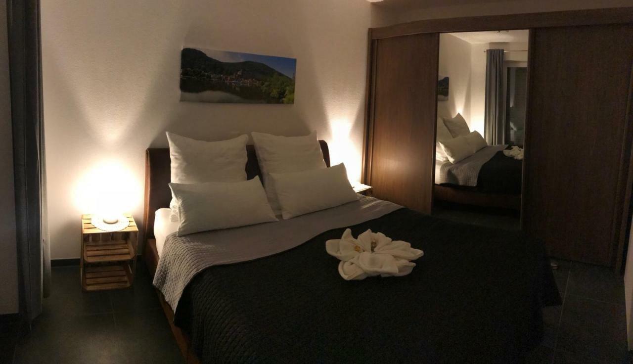 Apartamento Main Boarding House Miltenberg Exterior foto