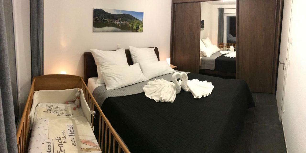 Apartamento Main Boarding House Miltenberg Exterior foto